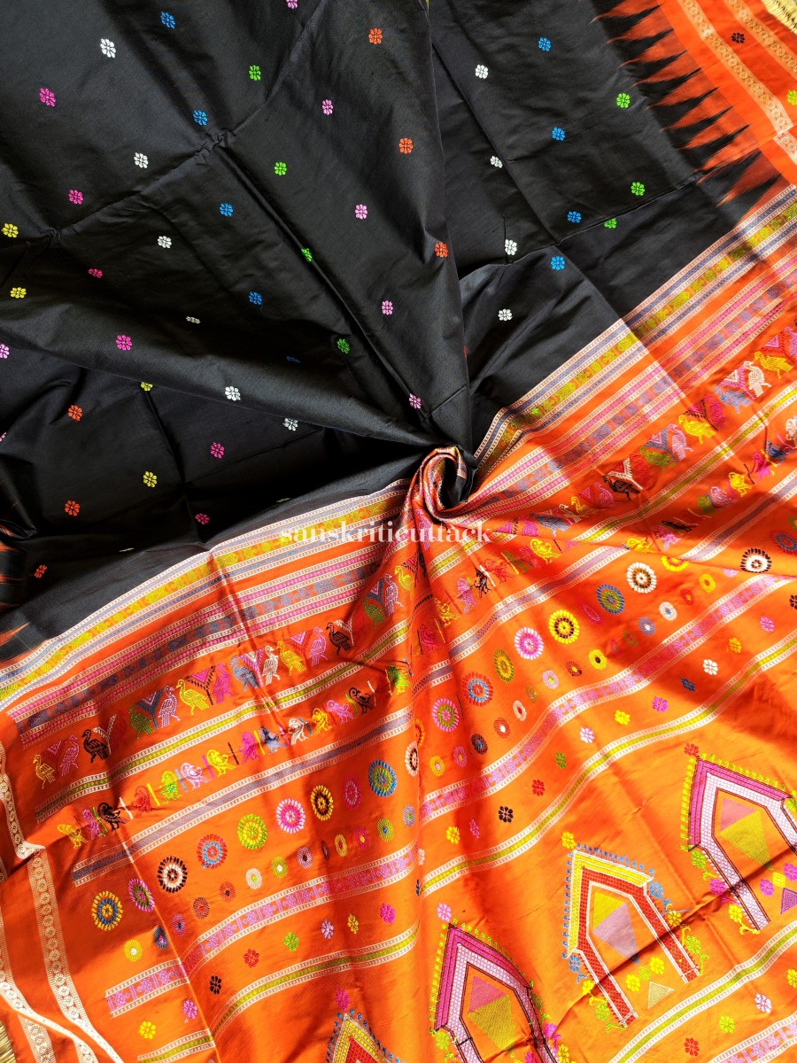 8 Most Popular Types of Silk Handloom Sarees You Must Have in Your Wardrobe  – IndianVillèz