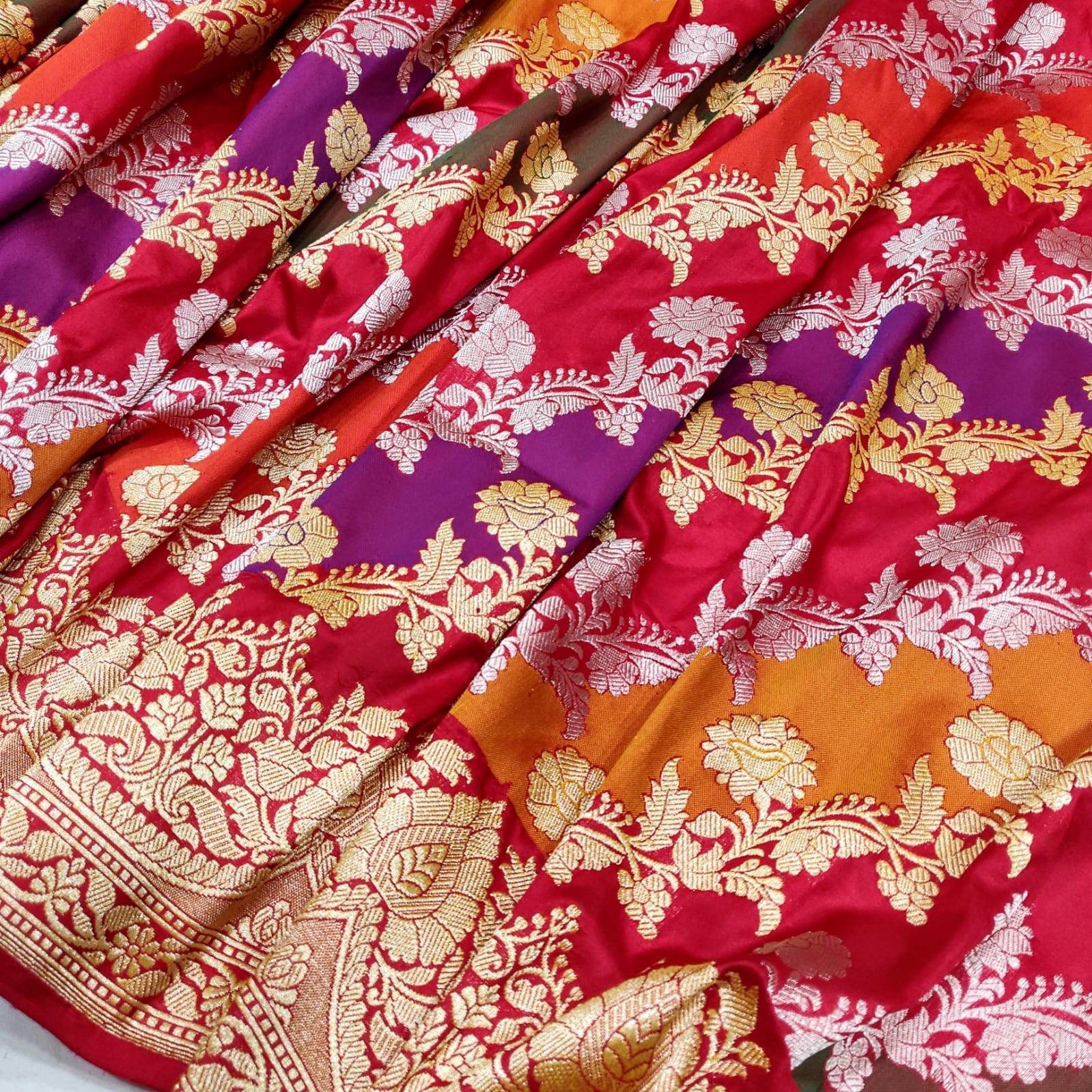 Crafting Beauty: Exploring the Intricate Artistry of Banarasi Rangkat ...